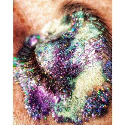 665 - Saturn Flakes - Ama Makeup Pigment