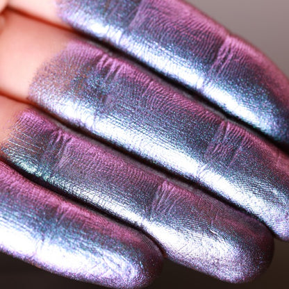680 - Travelling on Dark Clouds  - Ama Makeup Pigment Chameleon