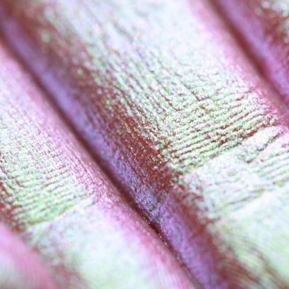 695 - Lost in The Winter Lands - Ama Makeup Pigment Chameleon